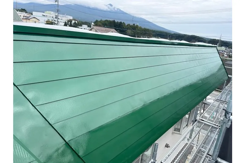 諏訪郡 N様邸 屋根塗装の施工事例