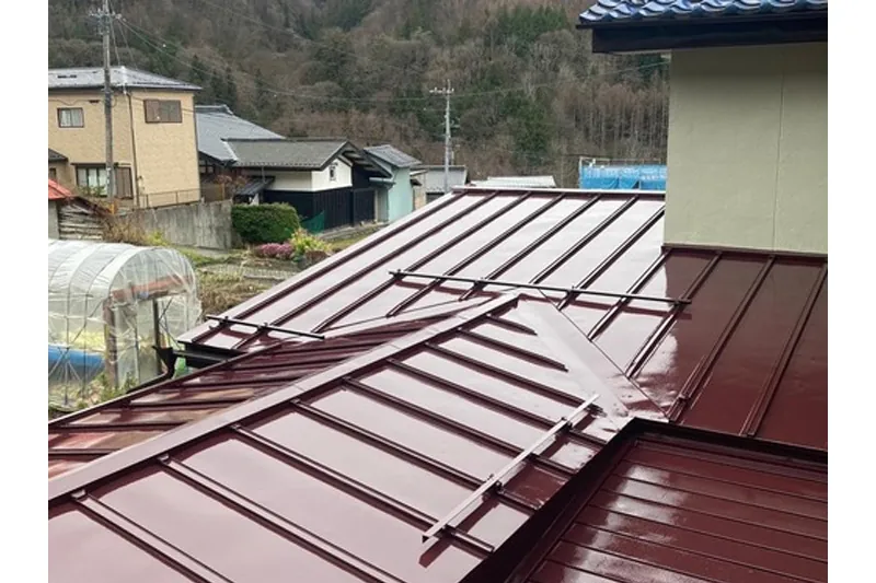 諏訪郡 I様邸 屋根・外壁塗装の施工事例